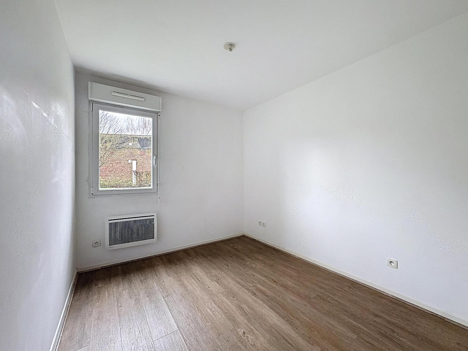 4_00009-12126089892400995201