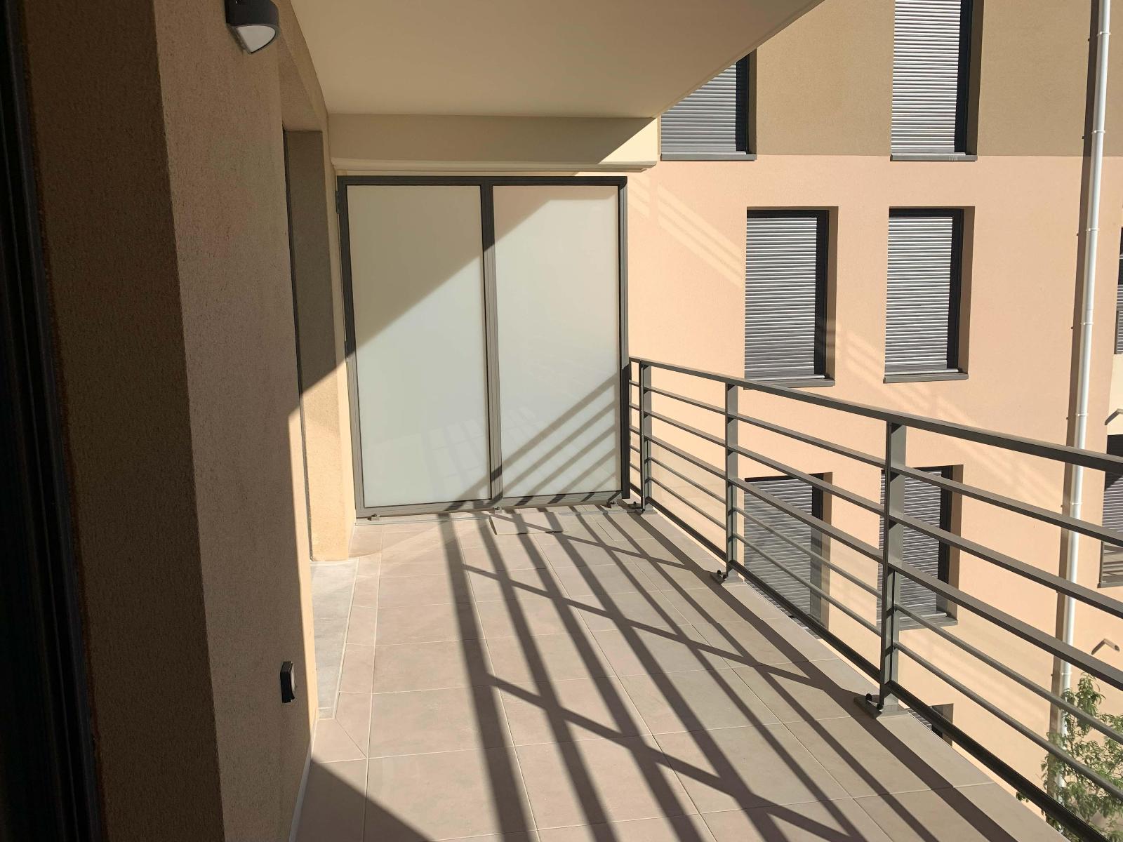 Balcon-6099635932175451795