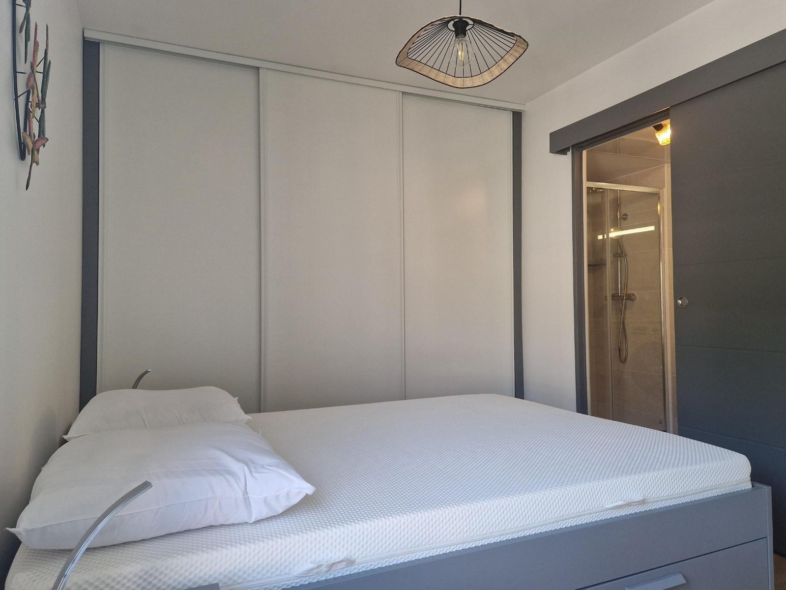 Chambre-4747194632650129636