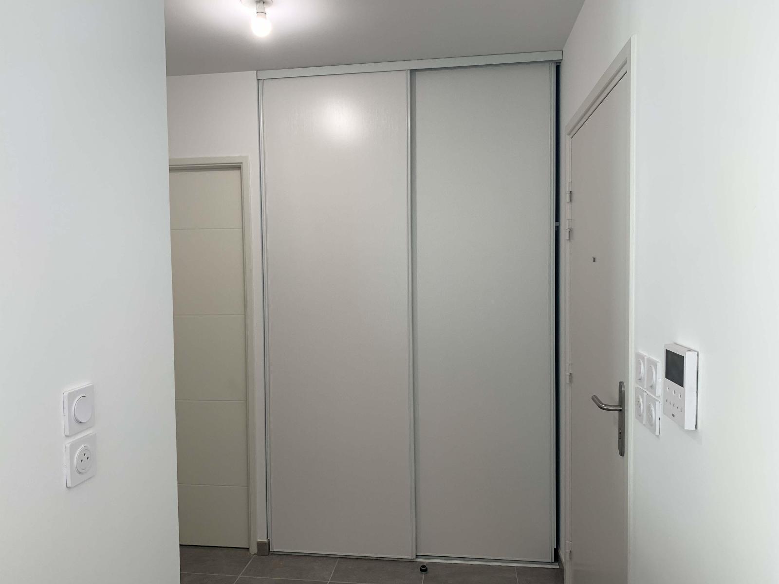 Entr_e-1856476878469060464